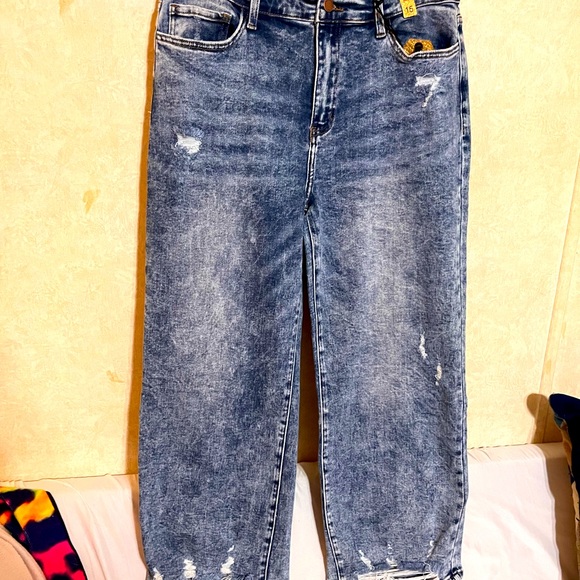 Vibrant m.i.u. Blue Jeans - Picture 1 of 6